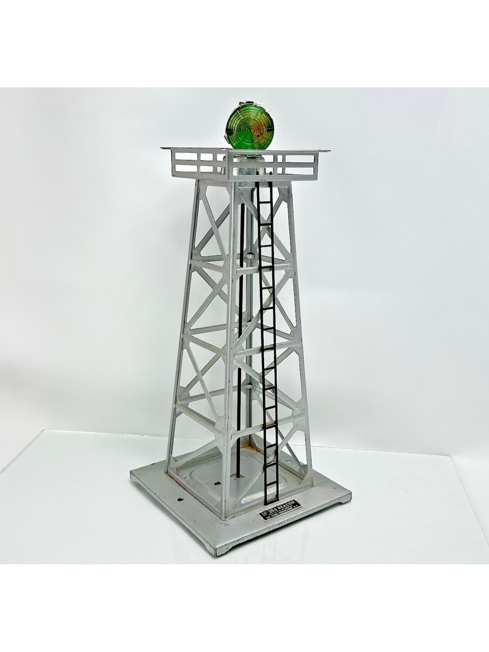 Lionel No 394 O Gauge Silver Rotating Beacon Tower Tested Light Works Read